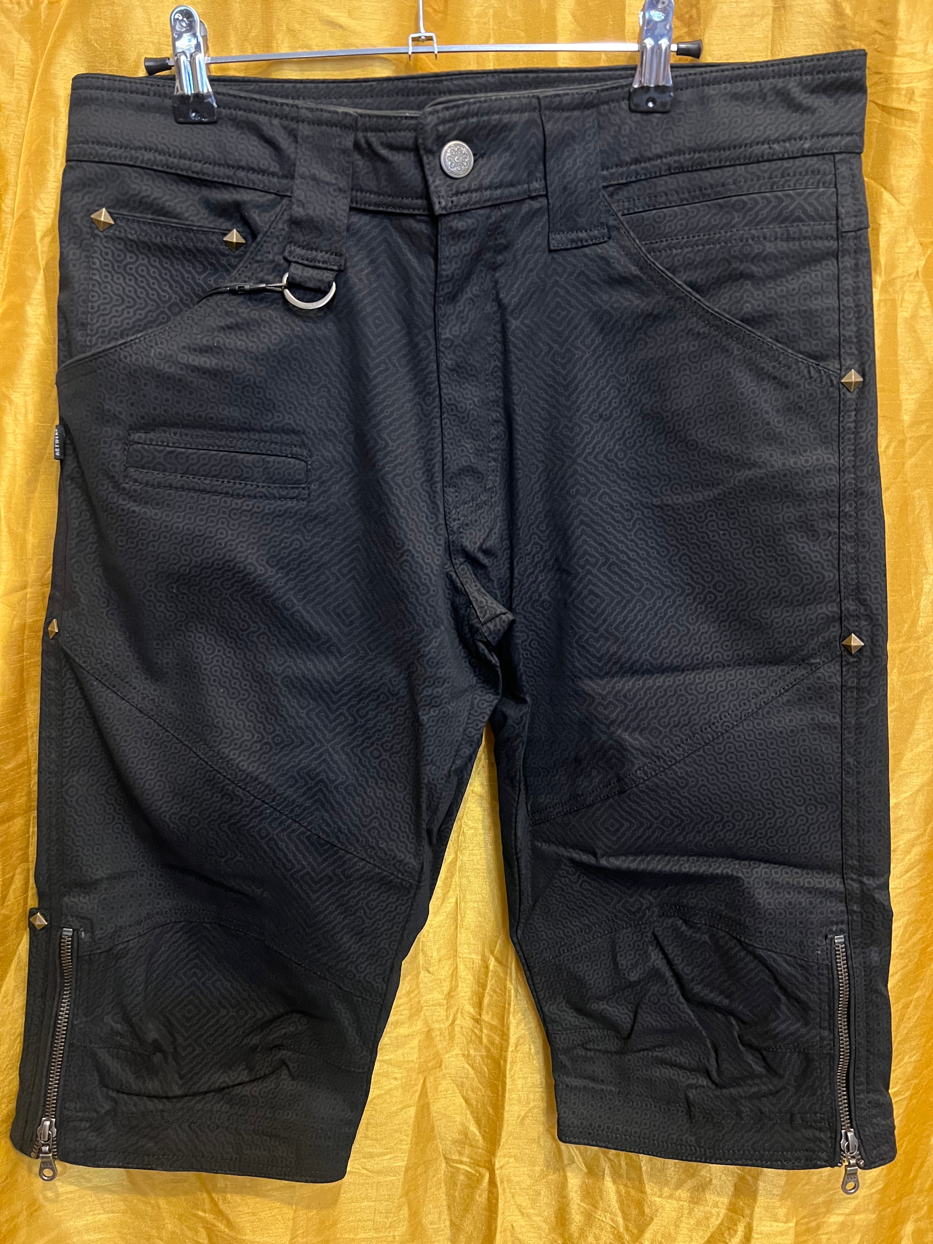 Corsaire Men Pants for Modern day Pirates