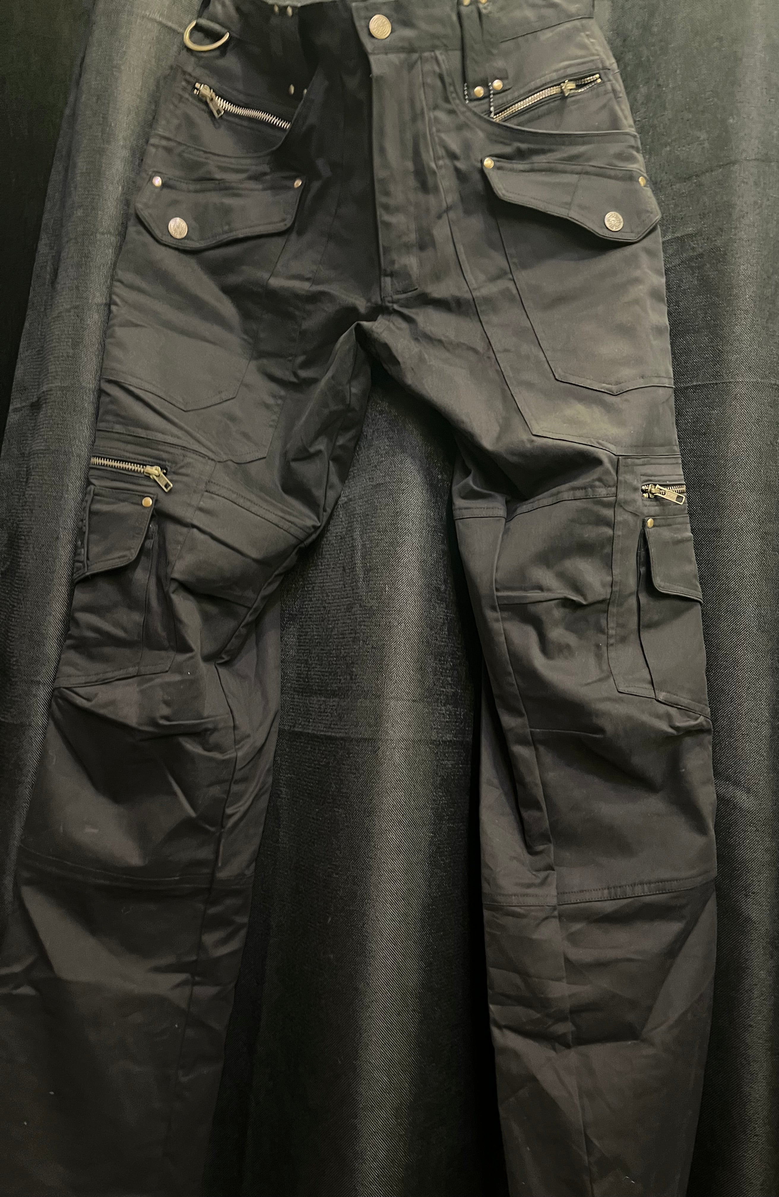 Black samurai pants
