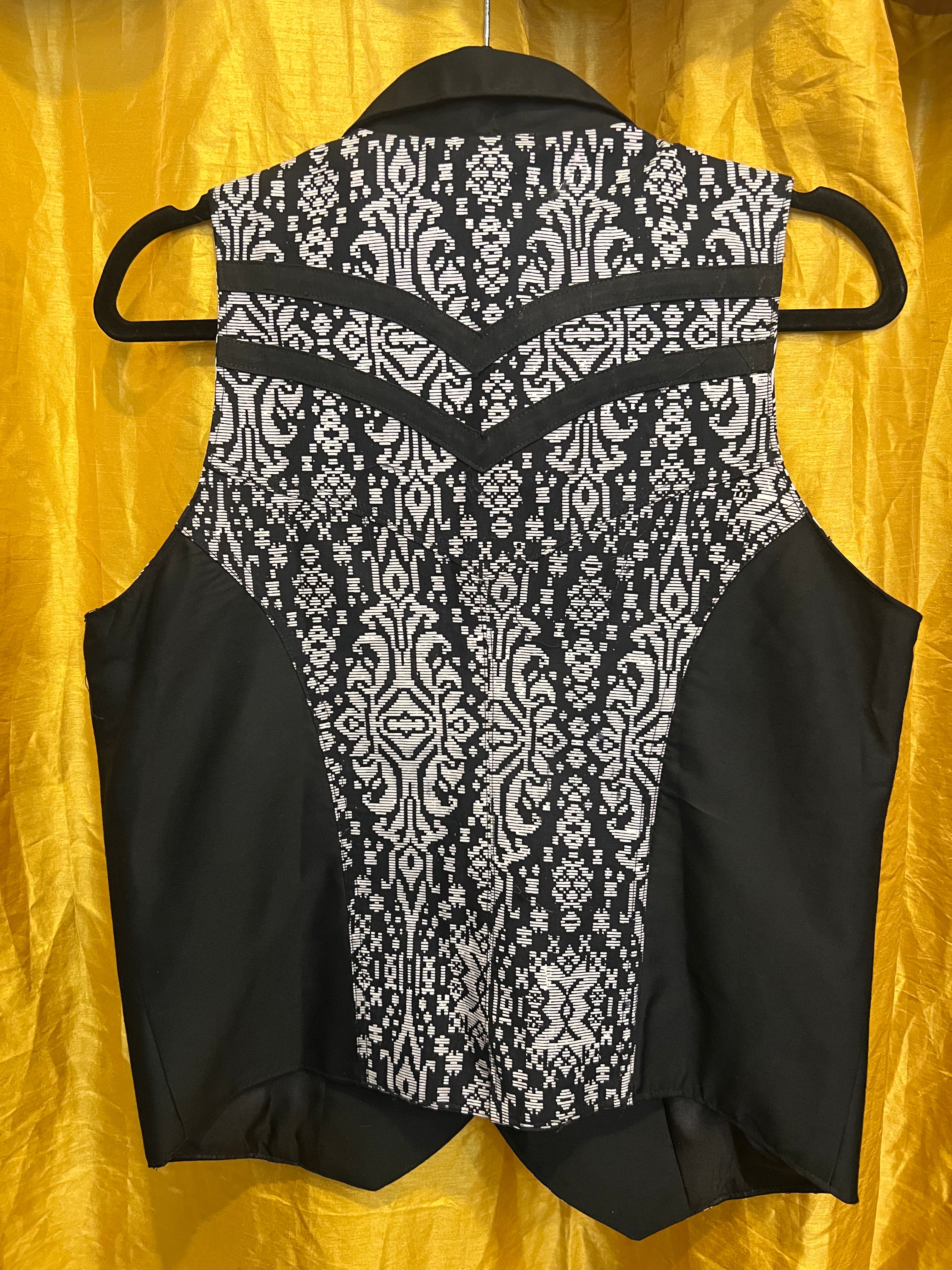 Rebelle Cotton Collar Vest