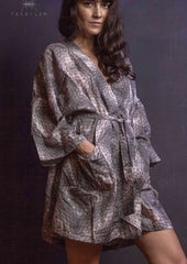 Yacsilan Silk Kimono